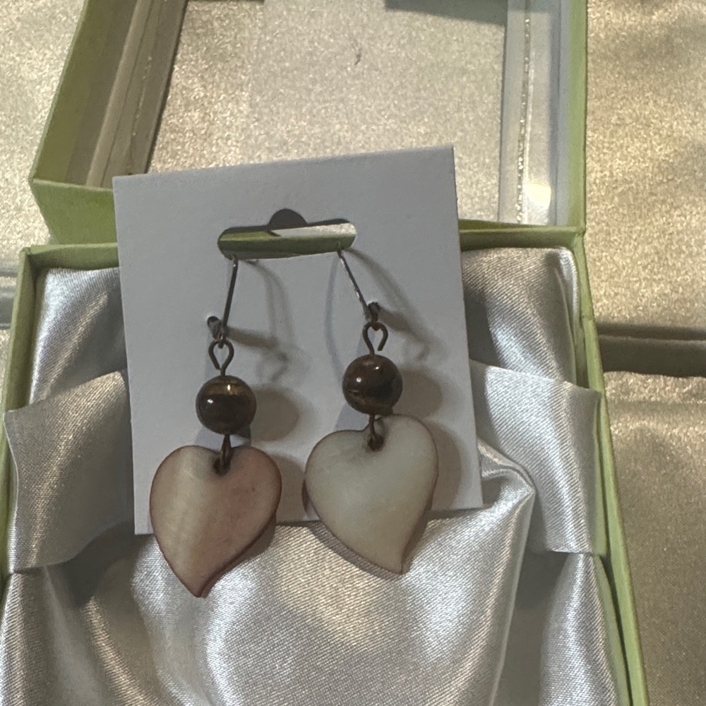 Brand New! Heart-Shaped Brown and Cream Earrings